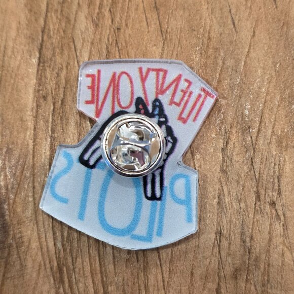 NEW Twenty One Pilots Pin Twenty One Pilots Badge for Jacket Bookbag Lanyard etc - Picture 2 of 3